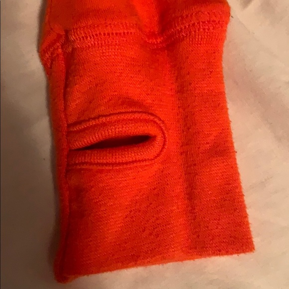 sweatshirt - Picture 2 of 2